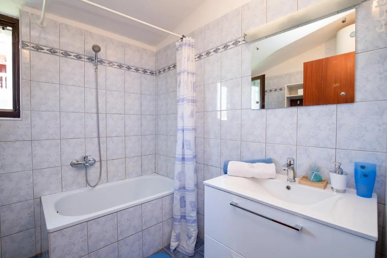 Guest house Apartments Brankica Vantacici Croatia