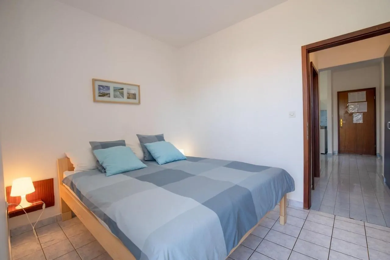 Guest house Apartments Brankica Vantacici
