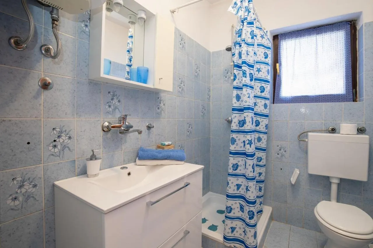 Apartments Brankica Vantacici Croatia