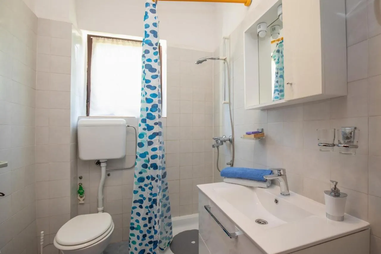 Apartments Brankica Vantacici 0*,  Croatia