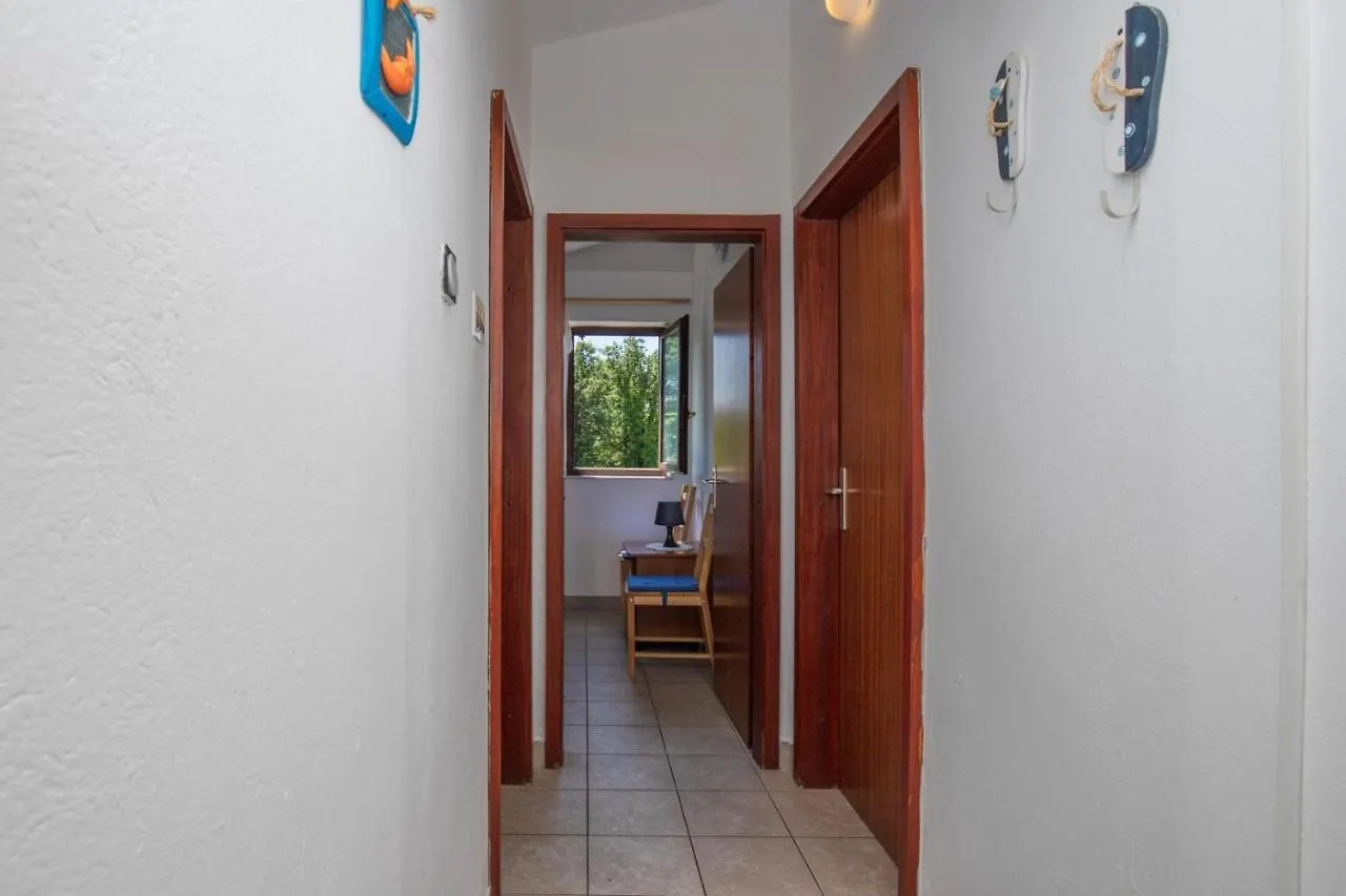 Apartments Brankica Vantacici Croatia